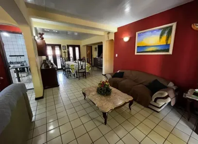 Casa de Condomínio com 3 Quartos para alugar, 250m² no Olho D'Água, São Luís