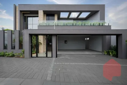 Sobrado com 4 Quartos à venda, 301m² no Country, Cascavel