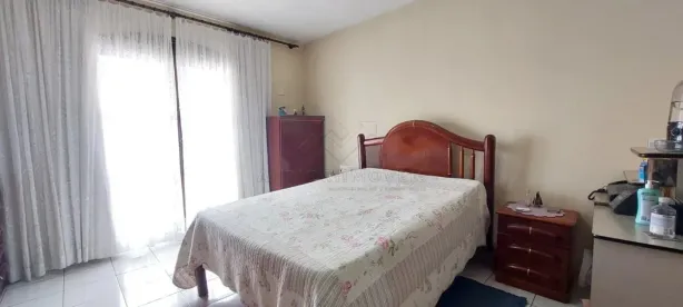 Sobrado com 4 Quartos para alugar, 400m² no Vila Metalúrgica, Santo André