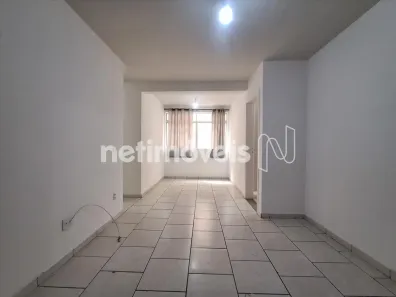 Apartamento com 3 Quartos para alugar, 70m² no Coração Eucarístico, Belo Horizonte