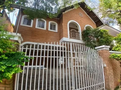Sobrado com 4 Quartos para alugar, 248m² no Jardim Paraíso, Campinas