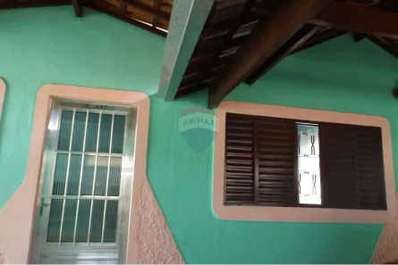 Casa com 3 Quartos à venda, 113m² no Conjunto Habitacional Juscelino Kubitschek de Oliveira, Itapira