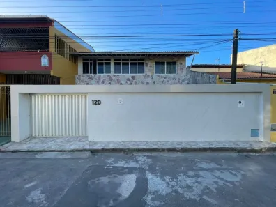 Casa com 5 Quartos à venda, 261m² no Damas, Fortaleza