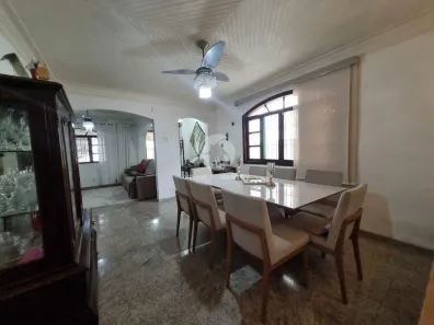 Sobrado com 3 Quartos à venda, 162m² no Vila Belmiro, Santos