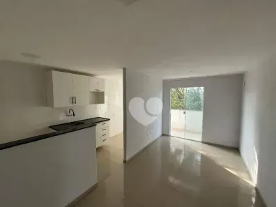 Apartamento com 2 Quartos à venda, 42m² no Guaratiba, Rio de Janeiro