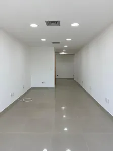Sala Comercial para venda ou aluguel, 38m² no Barra Olímpica, Rio de Janeiro