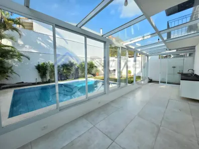 Sobrado com 4 Quartos para alugar, 330m² no Alphaville, Santana de Parnaíba