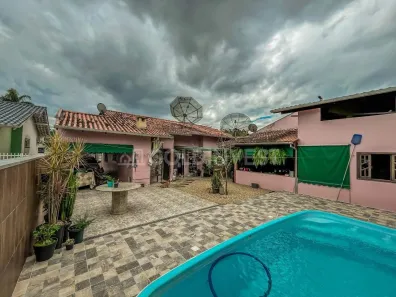 Casa com 4 Quartos à venda, 190m² no Limoeiro, Brusque