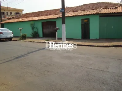 Casa com 5 Quartos à venda, 220m² no Alto de Pinheiros, Paulínia