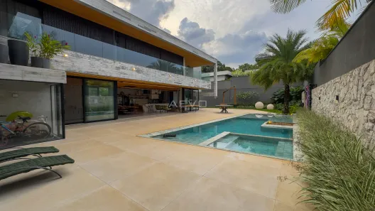 Casa de Condomínio com 5 Quartos à venda, 680m² no Jardins Munique, Goiânia