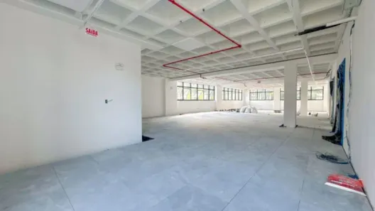 Sala Comercial para alugar, 374m² no Vila Nova, Blumenau
