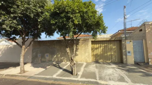 Casa com 2 Quartos à venda, 143m² no Jardim Pinheiros (Vila Xavier), Araraquara