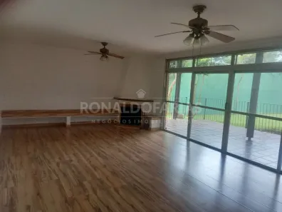 Casa com 4 Quartos à venda, 351m² no Vila Represa, São Paulo