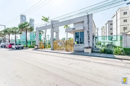 Apartamento com 2 Quartos para alugar, 42m² no Coaçu, Eusébio