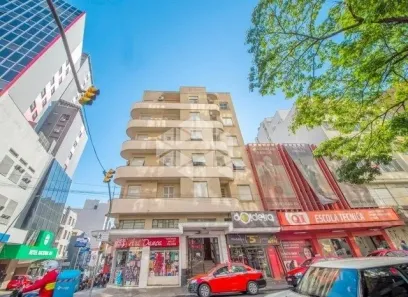 Apartamento com 2 Quartos à venda, 60m² no Centro Histórico, Porto Alegre