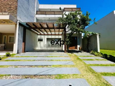 Sobrado com 3 Quartos à venda, 217m² no Iná, São José dos Pinhais