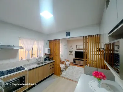 Casa com 3 Quartos à venda, 130m² no Jardim América, Taboão da Serra