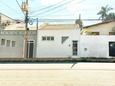 Casa com 2 Quartos para alugar, 250m² no Centro, Limeira