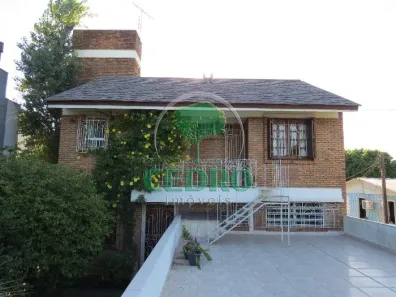 Casa com 3 Quartos à venda, 322m² no Santo Antônio, Porto Alegre