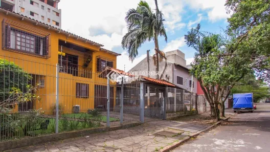 Sobrado com 4 Quartos à venda, 340m² no Vila Ipiranga, Porto Alegre