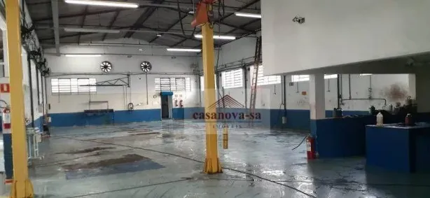 Galpão/Depósito/Armazém à venda, 690m² no Vila Valparaíso, Santo André