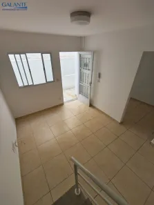 Casa com 2 Quartos para alugar, 80m² no Vila Carolina, São Paulo