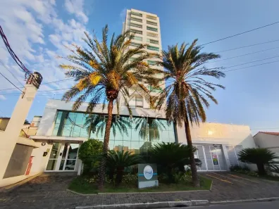Apartamento com 3 Quartos para alugar, 93m² no Centro, Jacareí