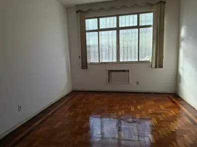 Apartamento com 2 Quartos para alugar, 100m² no Riachuelo, Rio de Janeiro