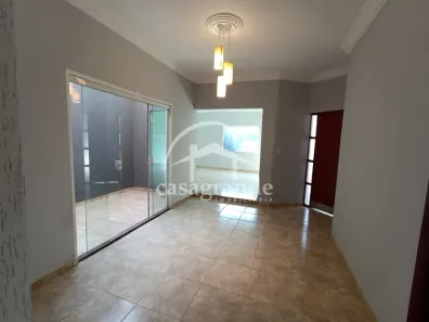 Casa com 3 Quartos à venda, 180m² no Cidade Jardim, Uberlândia