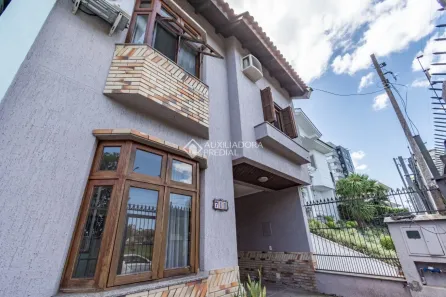 Sobrado com 3 Quartos à venda, 157m² no Jardim Itu, Porto Alegre
