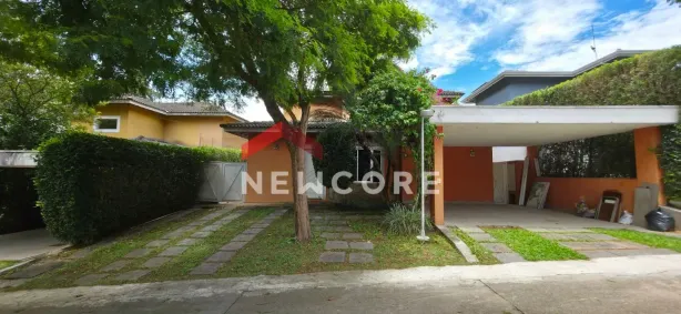 Casa de Condomínio com 3 Quartos à venda, 250m² no Chácara das Paineiras, Carapicuíba
