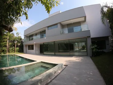 Sobrado com 5 Quartos à venda, 950m² no Cerâmica, São Caetano do Sul