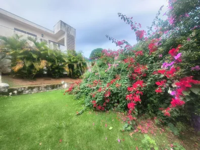 Casa com 3 Quartos para venda ou aluguel, 288m² no Joaquim Egídio, Campinas