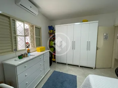 Casa com 3 Quartos à venda, 200m² no Custódio Pereira, Uberlândia