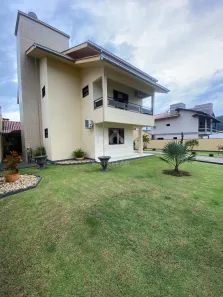 Sobrado com 3 Quartos à venda, 238m² no Barra do Rio Cerro, Jaraguá do Sul