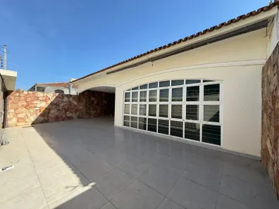 Imóvel Comercial com 3 Quartos para alugar, 187m² no Nova Suiça, Goiânia