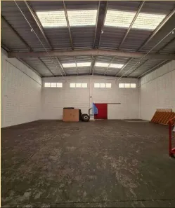 Galpão/Depósito/Armazém para alugar, 1000m² no Iporanga, Sorocaba
