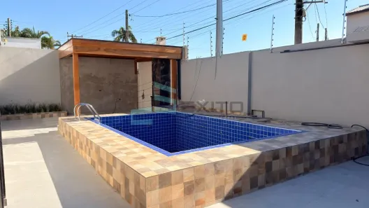 Casa com 4 Quartos à venda, 196m² no Indaiá, Caraguatatuba