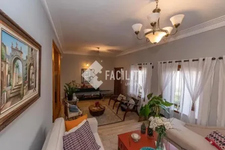Sobrado com 5 Quartos à venda, 242m² no Parque São Quirino, Campinas