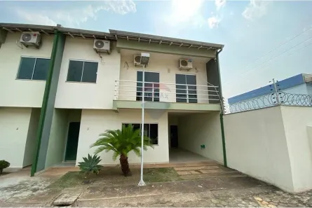 Sobrado com 3 Quartos à venda, 133m² no Flodoaldo Pontes Pinto, Porto Velho