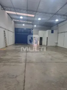 Casa com 1 Quarto à venda, 278m² no Dona Zulmira, Uberlândia