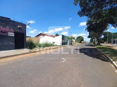 Lote/Terreno com 1 Quarto à venda, 300m² no Segismundo Pereira, Uberlândia