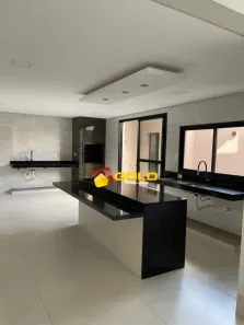 Casa com 3 Quartos à venda, 179m² no Grand Ville, Uberlândia
