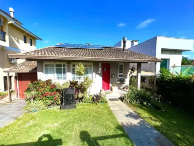 Casa de Condomínio com 4 Quartos à venda, 250m² no São Lucas, Viamão