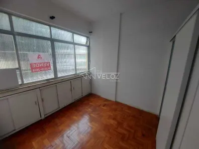 Kitnet à venda, 25m² no Centro, Rio de Janeiro
