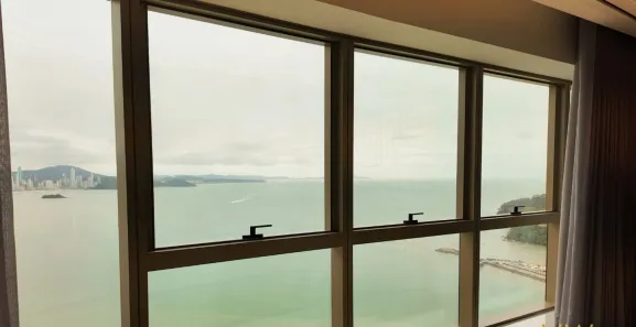 Apartamento com 5 Quartos para alugar, 265m² no Centro, Balneário Camboriú