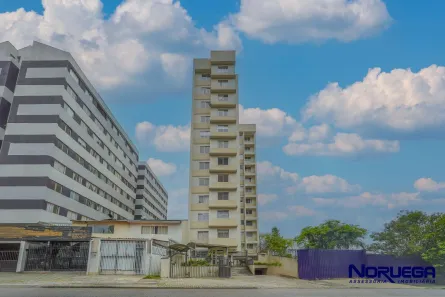 Apartamento com 3 Quartos para alugar, 87m² no Cristo Rei, Curitiba