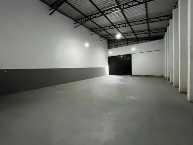 para alugar, 230m² no Santa Mônica, Belo Horizonte