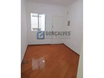 Sobrado com 3 Quartos para alugar, 180m² no Jardim Las Vegas, Santo André