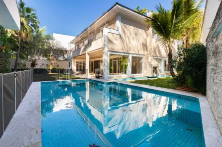 Casa com 4 Quartos à venda, 754m² no Jardim Leonor, São Paulo